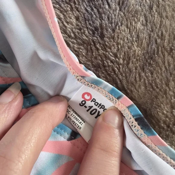 PatPat Black Kids Swimwear Top (9-10Y) - Picture 3 of 5